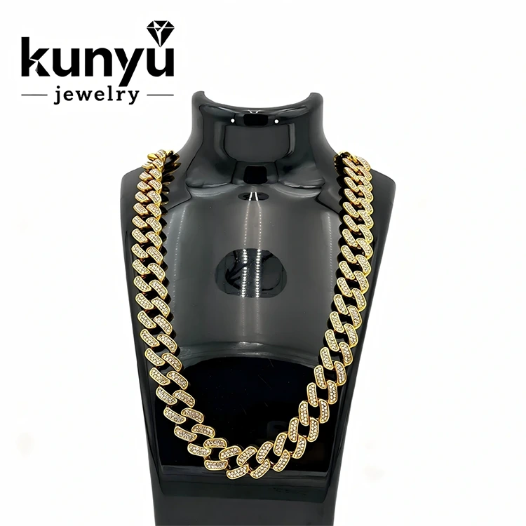シャイニーゴールドキューバチェーン シャイニーゴールドキューバチェーン